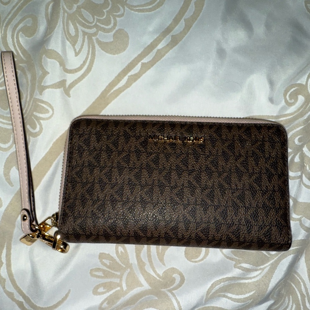 Michael Kors Small Wallet